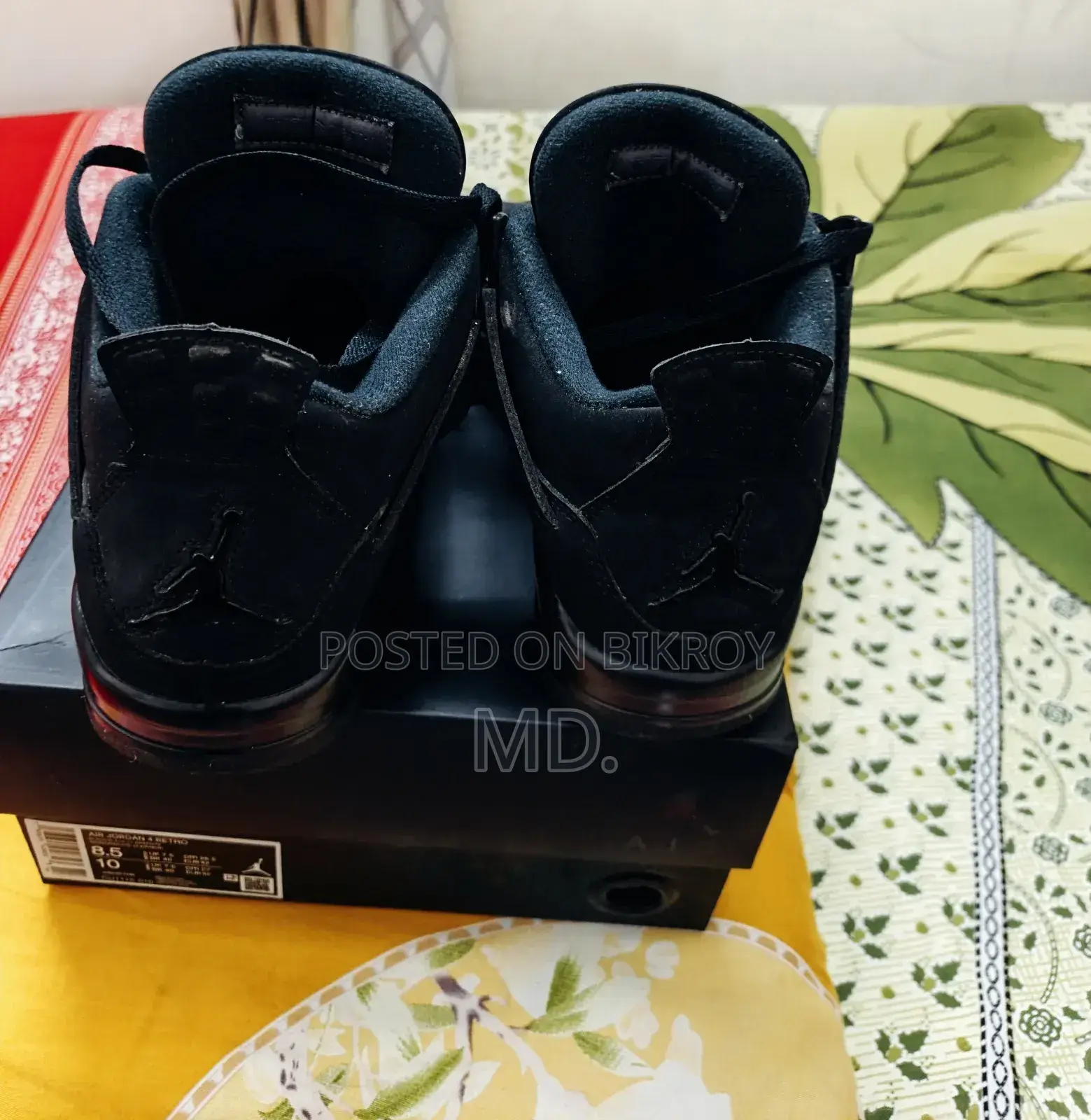 Air Jordan 4 Retro