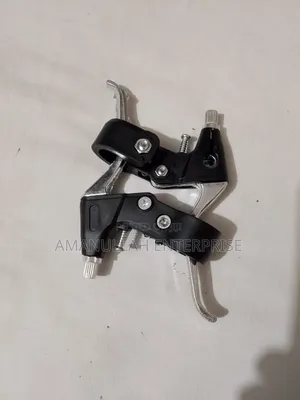 Pair of Bicycle Brake Levers, Used on Mountain Bikes, Road Bikes.