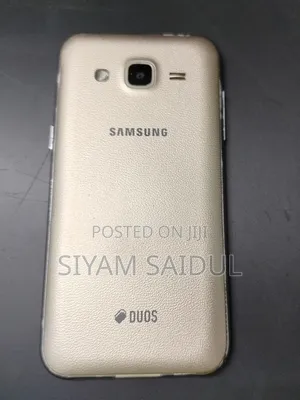 Samsung Galaxy J2 8 GB Gold