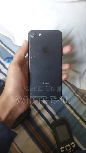 Apple iPhone 7 128 GB Black