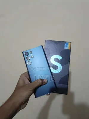 Photo - Samsung Galaxy S22 Ultra 5G 256 GB Blue