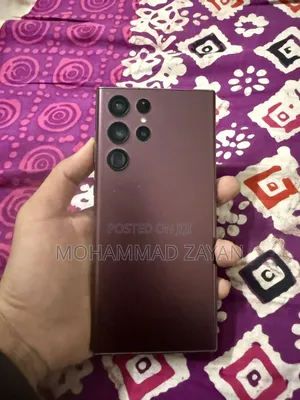 Photo - Samsung Galaxy S22 Ultra 256 GB Rose Gold