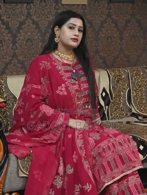 Photo - Radymade Three Piece