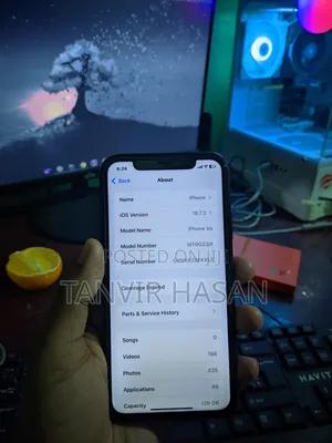 Photo - Apple XR 128 GB Black