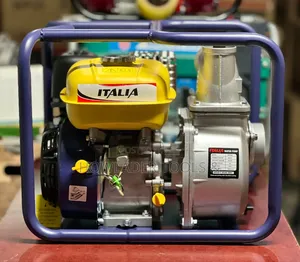 Italia ৩ ইঞ্চি পেট্রোল পাম্প
