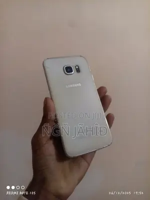 Photo - Samsung Galaxy S6 Edge 64 GB White