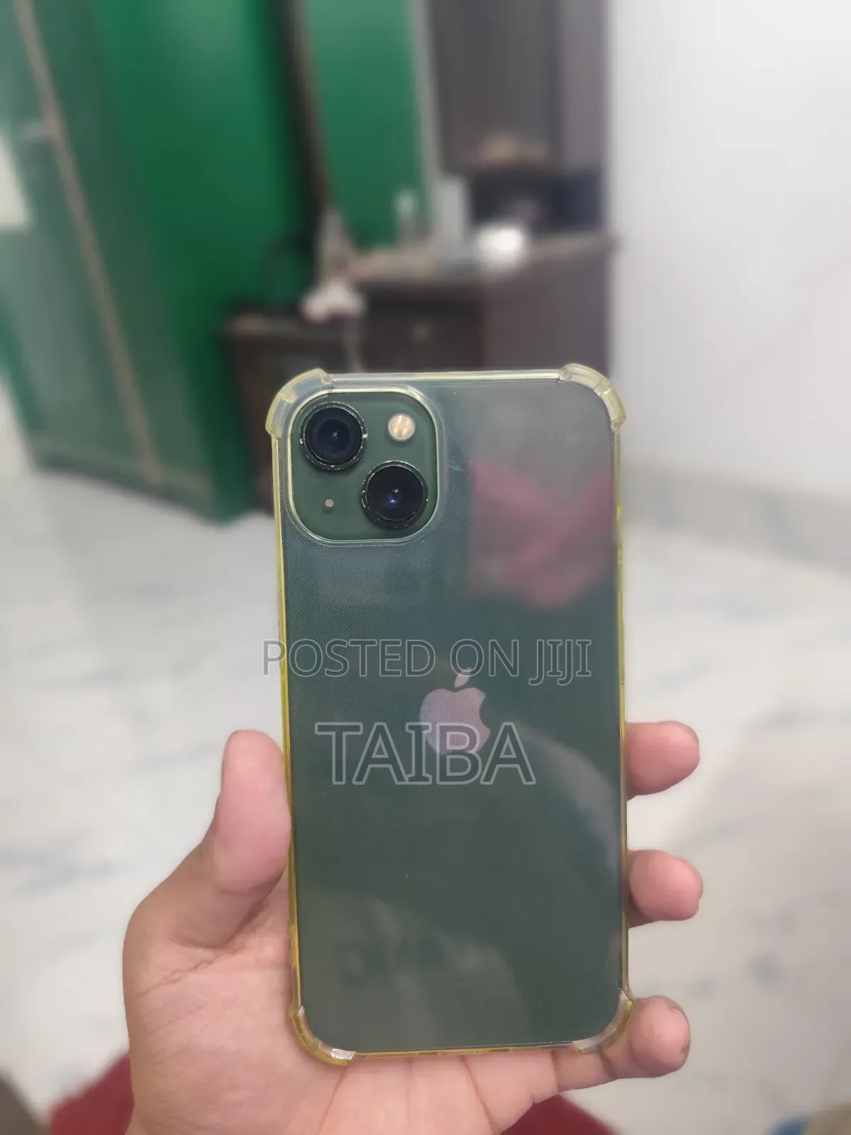 Apple iPhone 13 128 GB Green