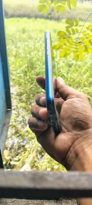 Realme 7 5G ১২৮ জিবি নীল