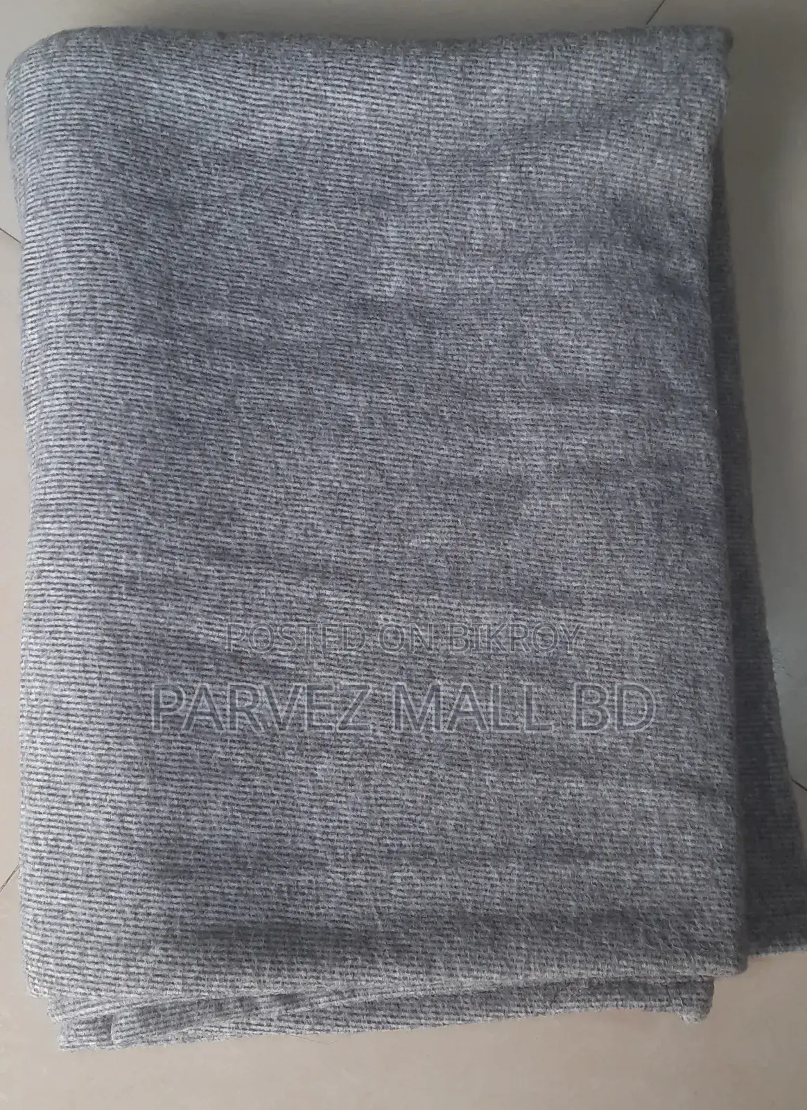 Ash Color Blanket Or Comforter 900gm Weight - 1 Piece