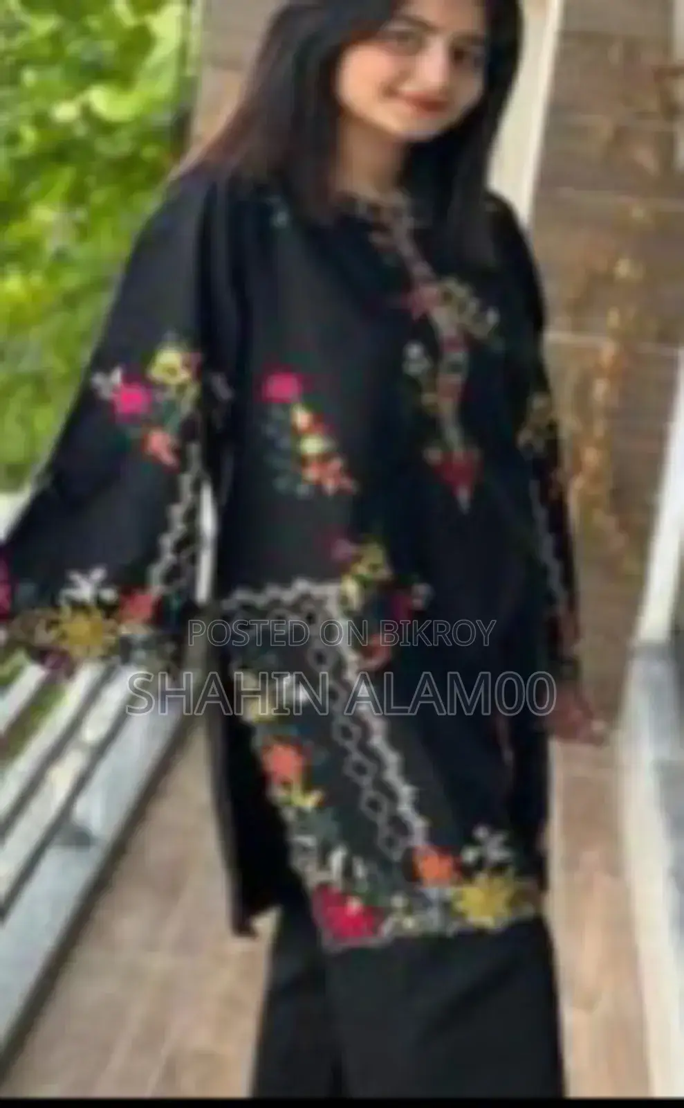 প্রিমিয়াম লিনেন এমব্রয়ডারি ২