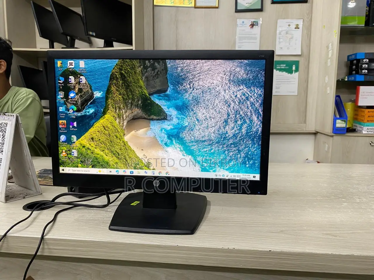 Desktop Computer 8GB Intel Core I5 SSD 128GB