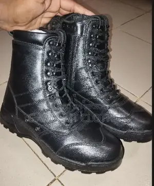 Premium Black Tactical Boot – Strong & Stylish