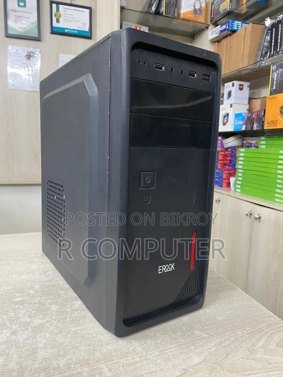 Desktop Pc Intel Core I7 ( 4th Gen)_ram 4gb SSD 128gb_graphic 2gb