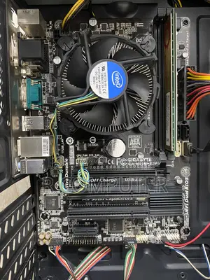 Desktop Pc Intel Core I3 (4th Gen _Ram 4gb SSD 128gb_gigabyte-H*81
