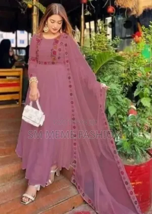 প্রিমিয়াম জর্জেট এমব্রয়ডারি থ্রি-পিস