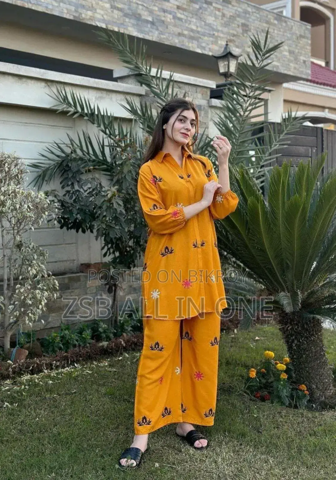 Premium Linen Embroidery 2-Piece