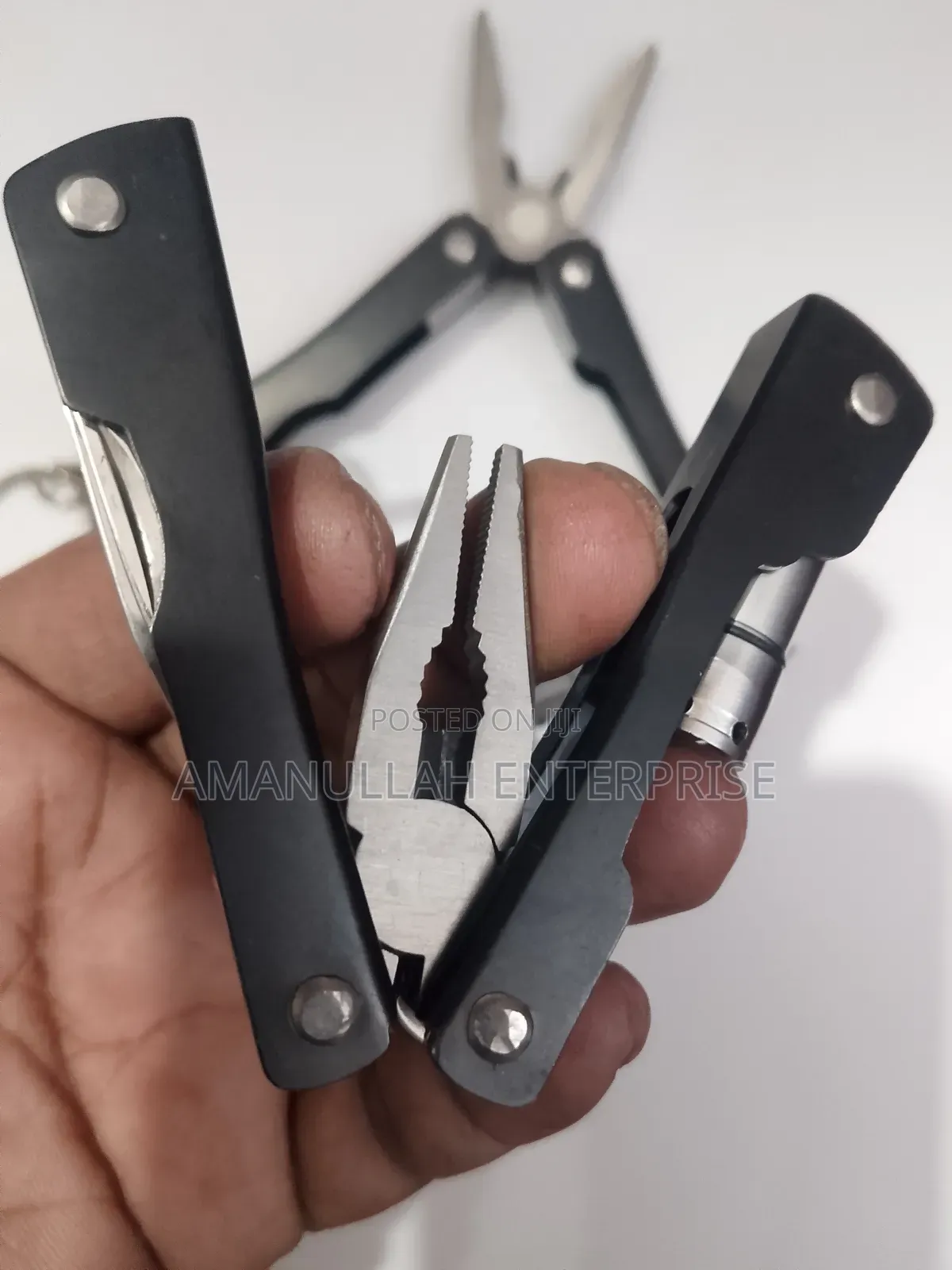 Portable Muti Tools With Pliers.