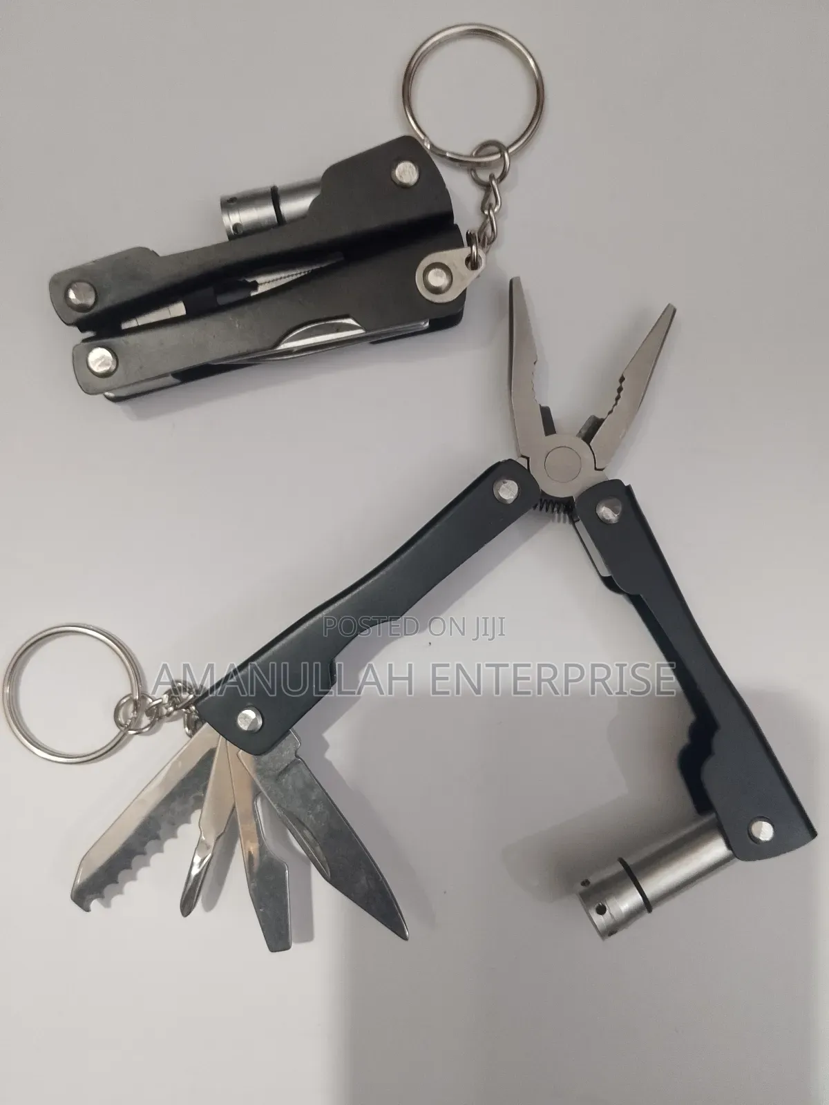 Portable Muti Tools With Pliers.