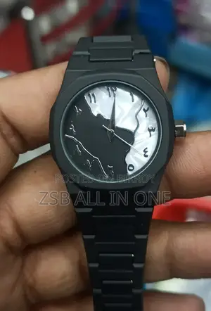 প্রিমিয়াম অ্যারাবিক ম্যাপ ডায়াল ওয়াচ