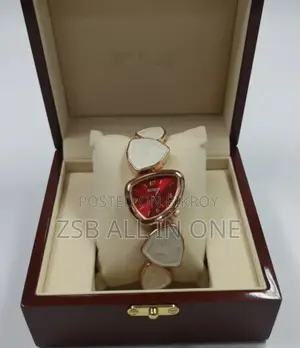 Exclusive Bracelet Watch - Comes with a Premium Gift Box!