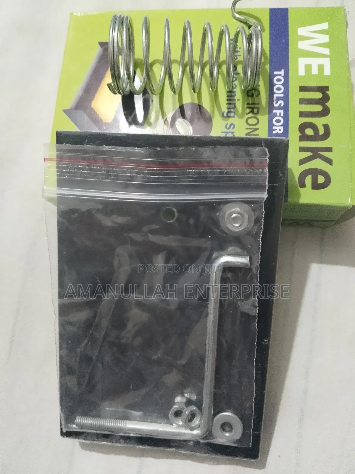 সোল্ডারিং আয়রন স্ট্যান্ড।