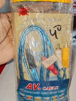 এভি কেবল ১ বাই ৩