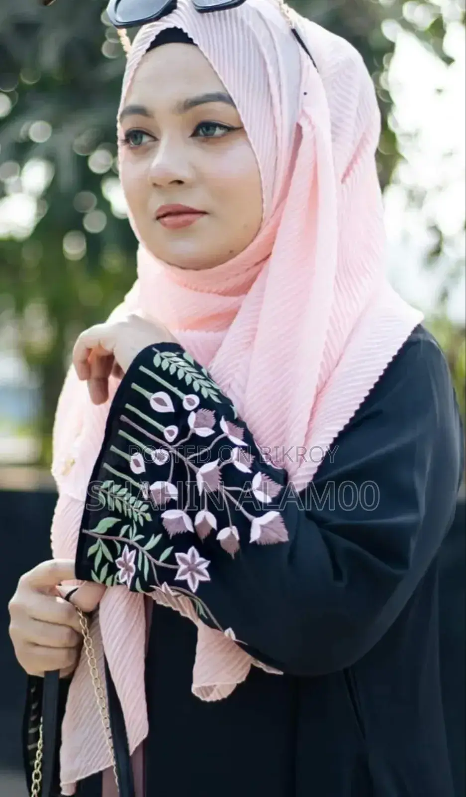 Abaya in Rose