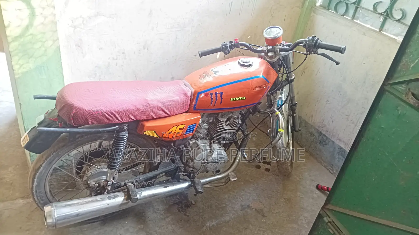 হোন্ডা ২০০৫ কমলা