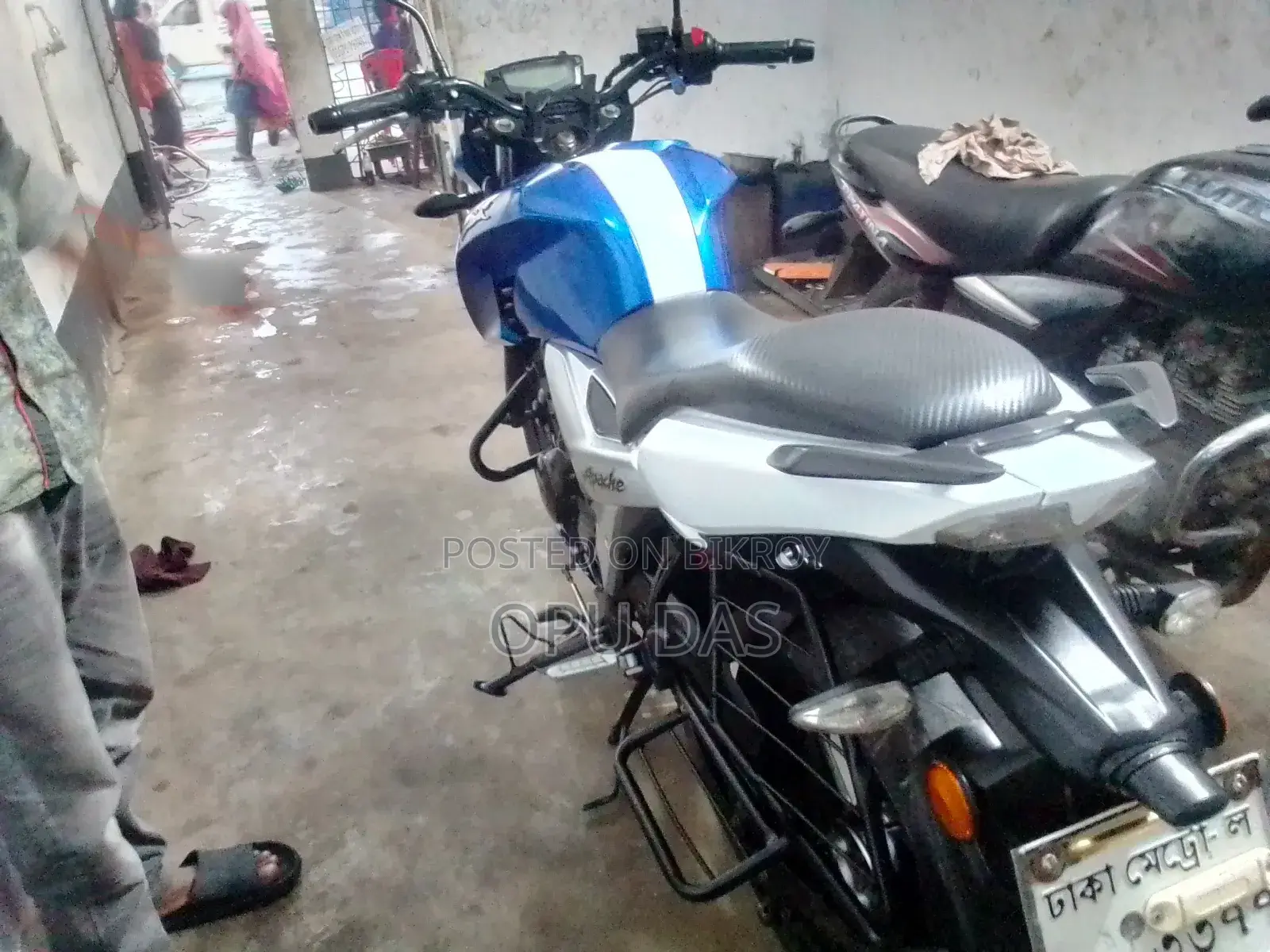 TVS Apache 160 4V 2021 Blue