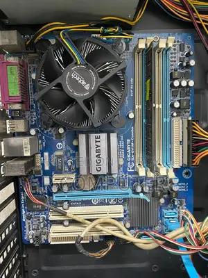 Desktop Pc Intel Dual Core_ram 4gb HDD 250gb_graphic 2gb