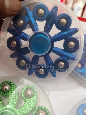 স্পিনার বা ফিজেট স্পিনার।