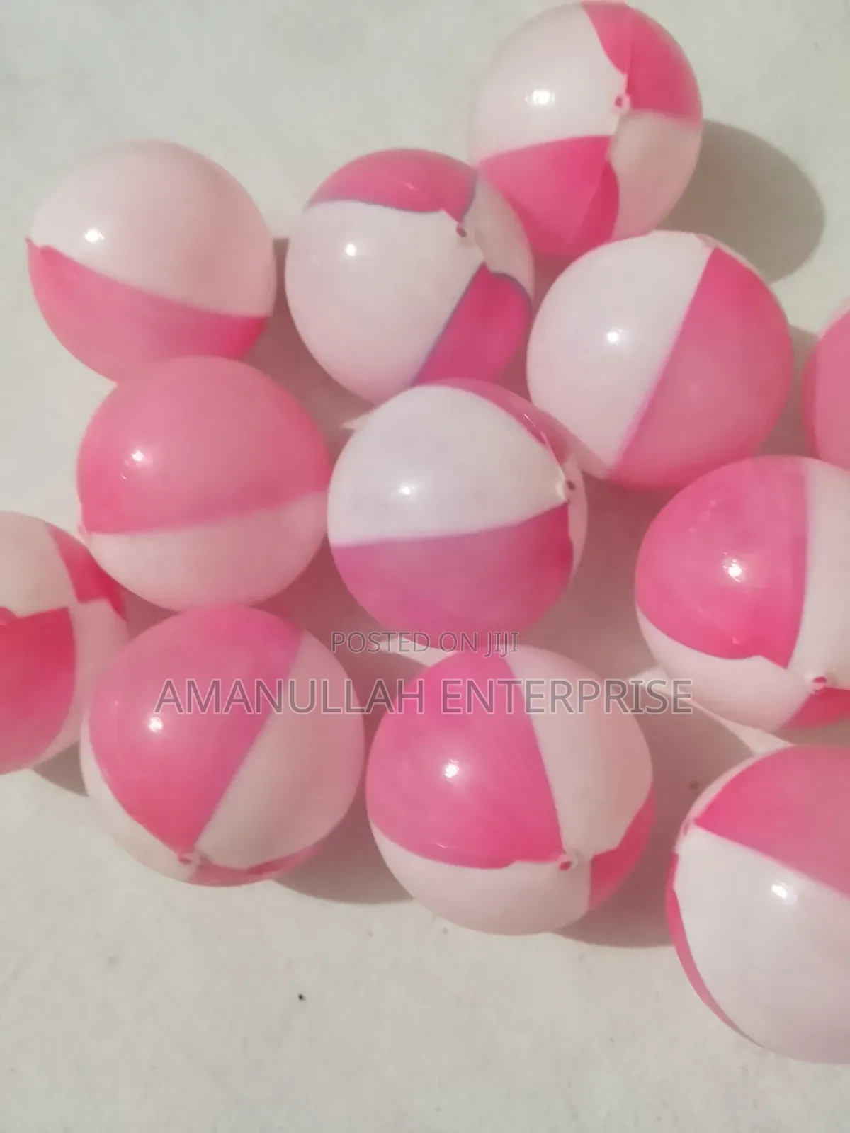 Plastic Balls 07 PCS