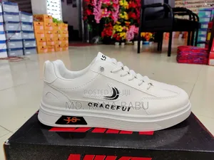 Yte - Men's Shoes (Ucrid)