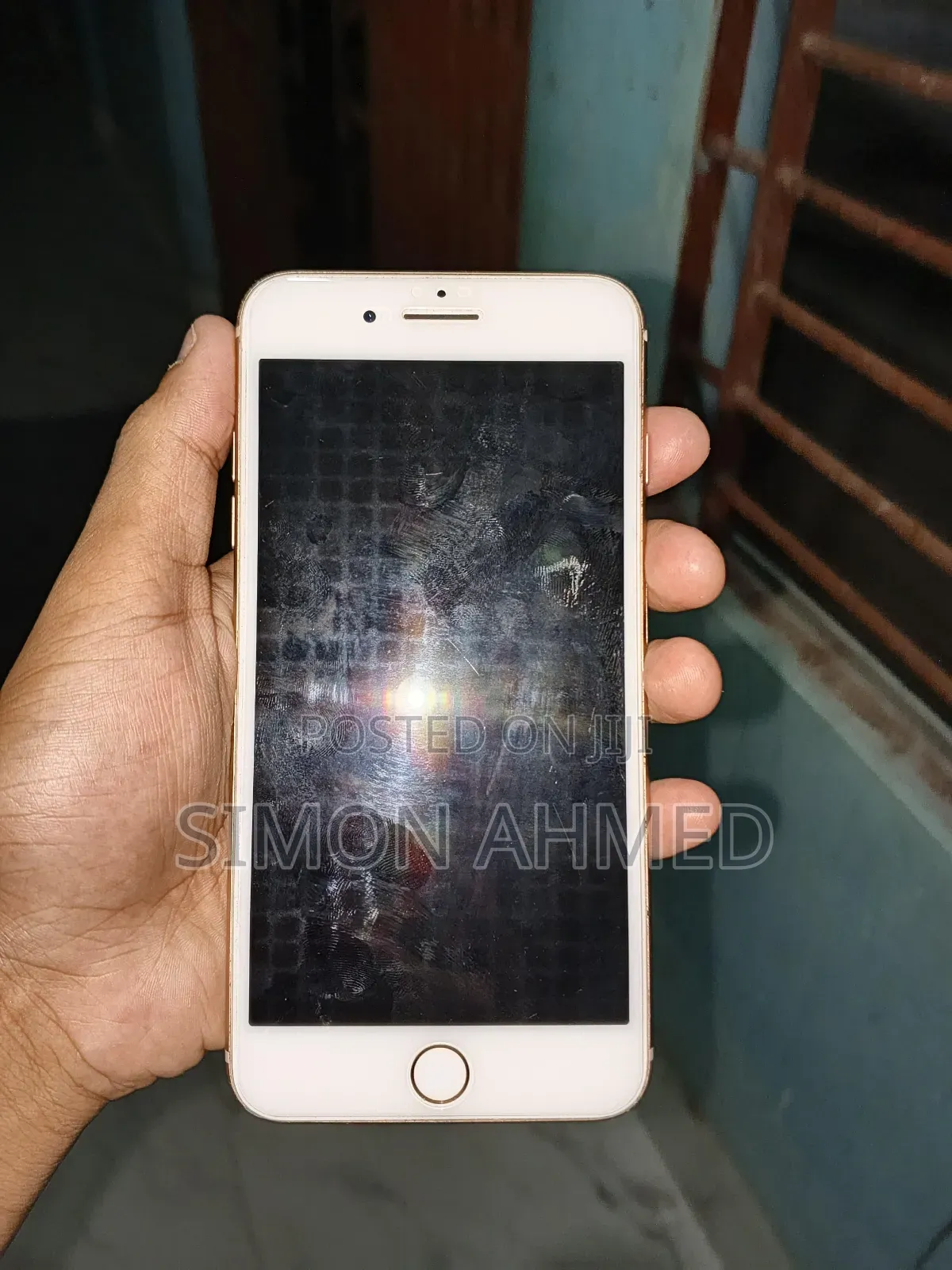 Apple iPhone 8 Plus 64 GB Gold