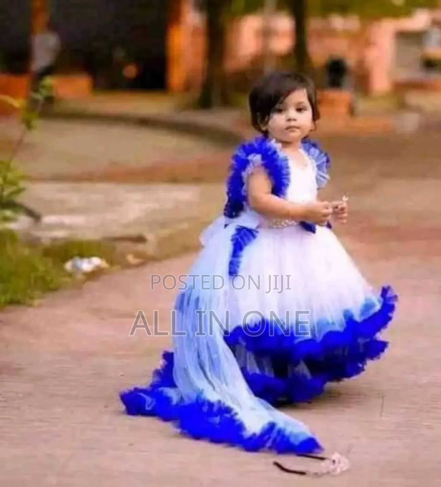 বেবি পার্টি ড্রেস
