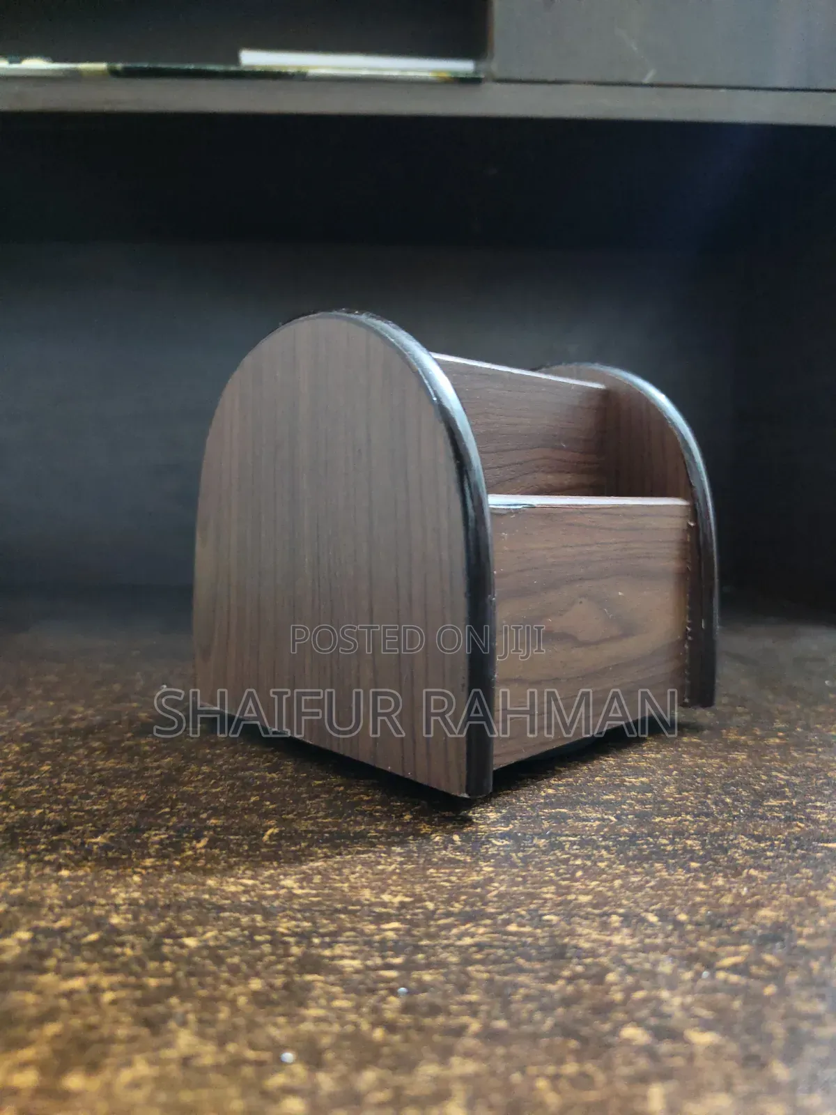 ঘড়িসহ কলমদানি Pen Holder With Clock বা মাল্টিপারপাস পেন হোল্ডার