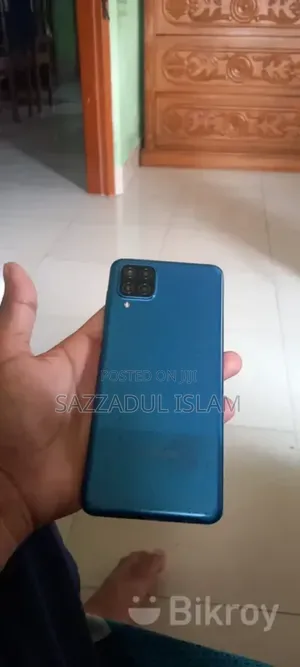 Samsung Galaxy A12 64 GB Blue