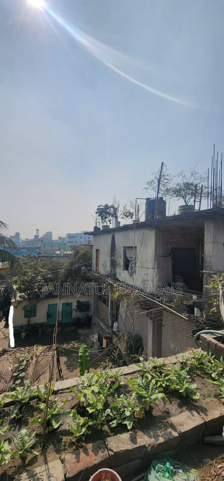 Building land: 4 decimals at 6 million each, remaining 6 decimals at 3.5 million each