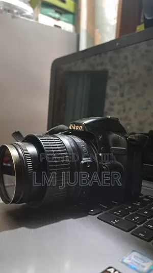 Nikon D3200s With 18-55mm Kit Lense.