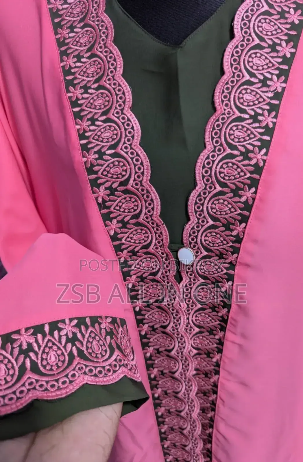 অরিজিনাল দুবাই চেরি ফেব্রিক বোরকা(হিজাবসহ)