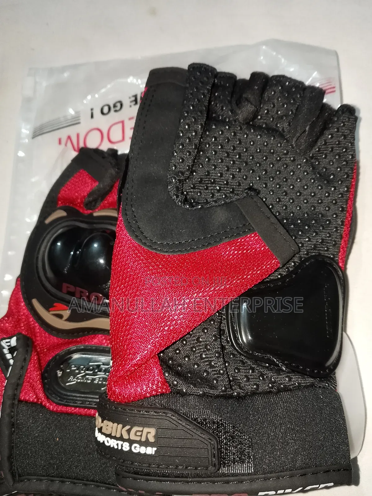 Gloves for Cycle Bike Rider.