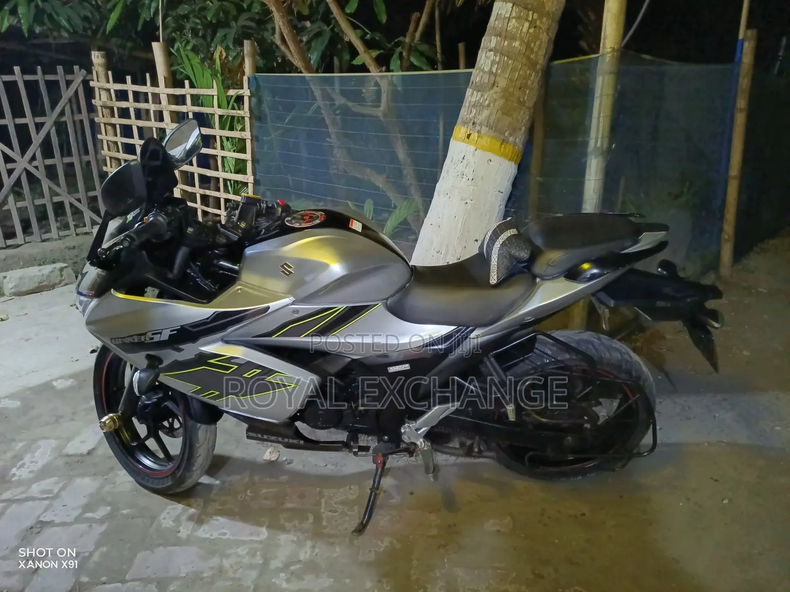 Suzuki GSXF 2022 Silver