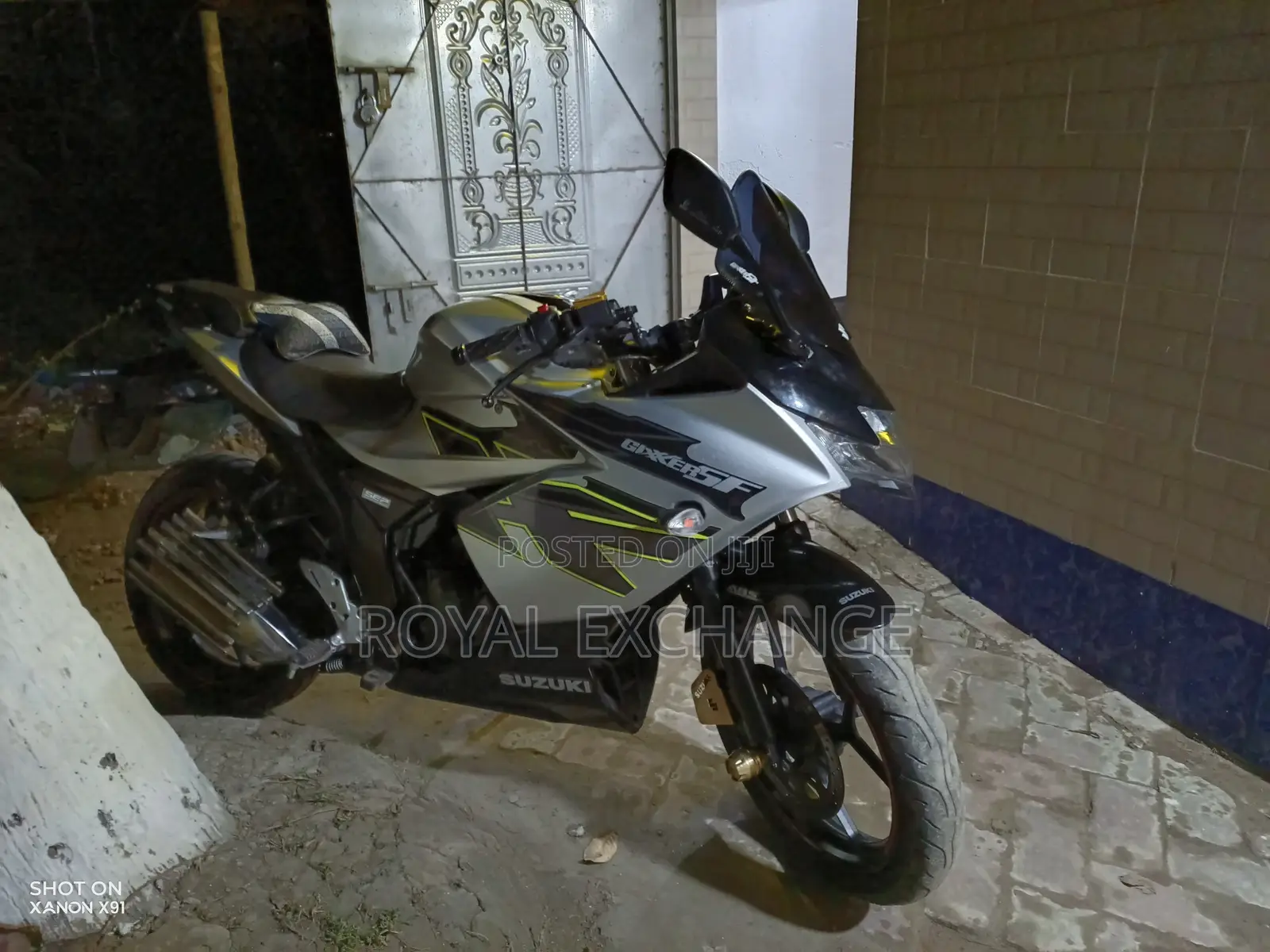 Suzuki GSXF 2022 Silver