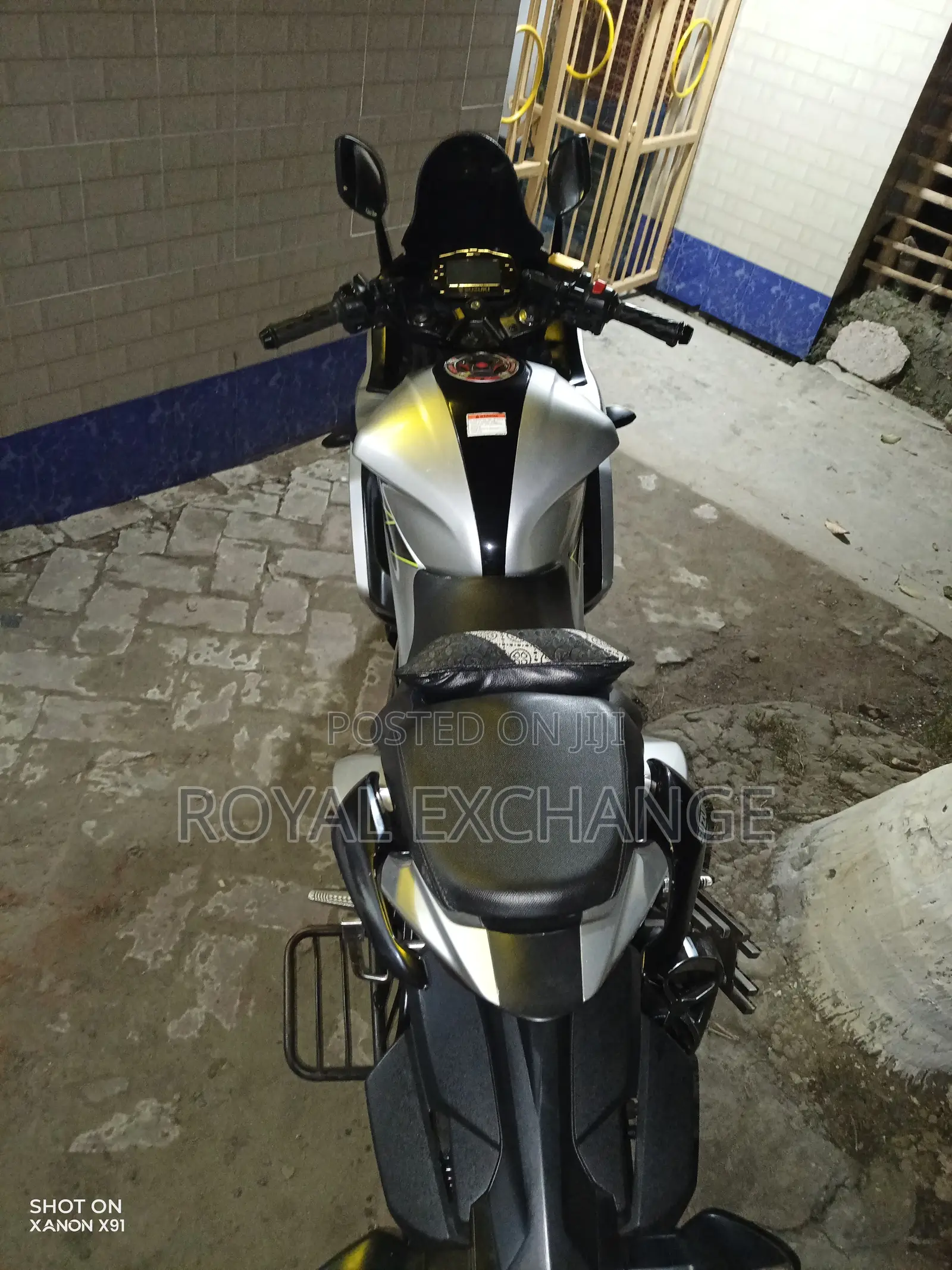 Suzuki GSXF 2022 Silver