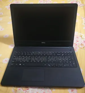 Laptop Dell Inspiron 15 3567 4GB Intel Core I3 HDD 1T