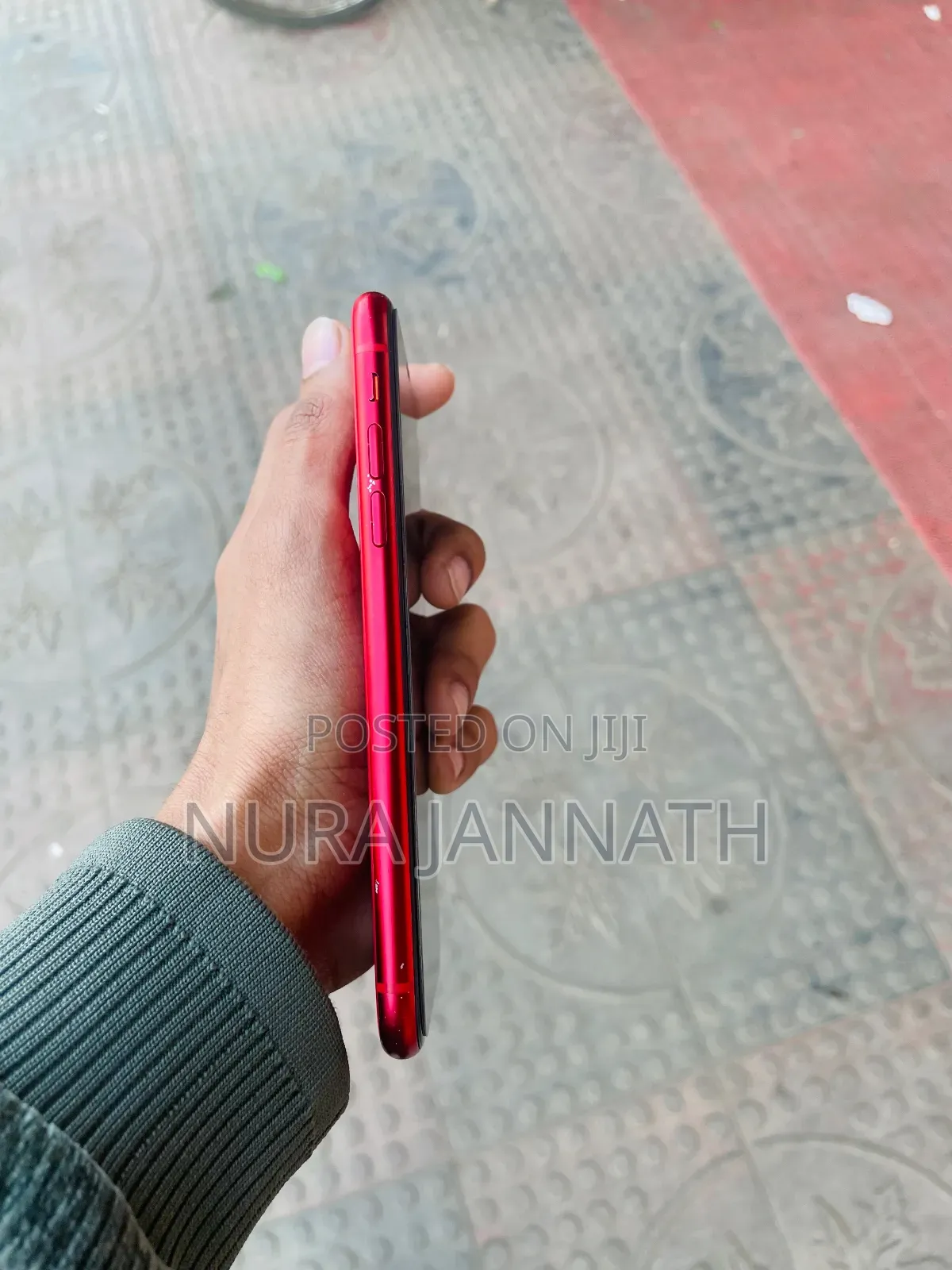 Apple iPhone 11 64 GB Red