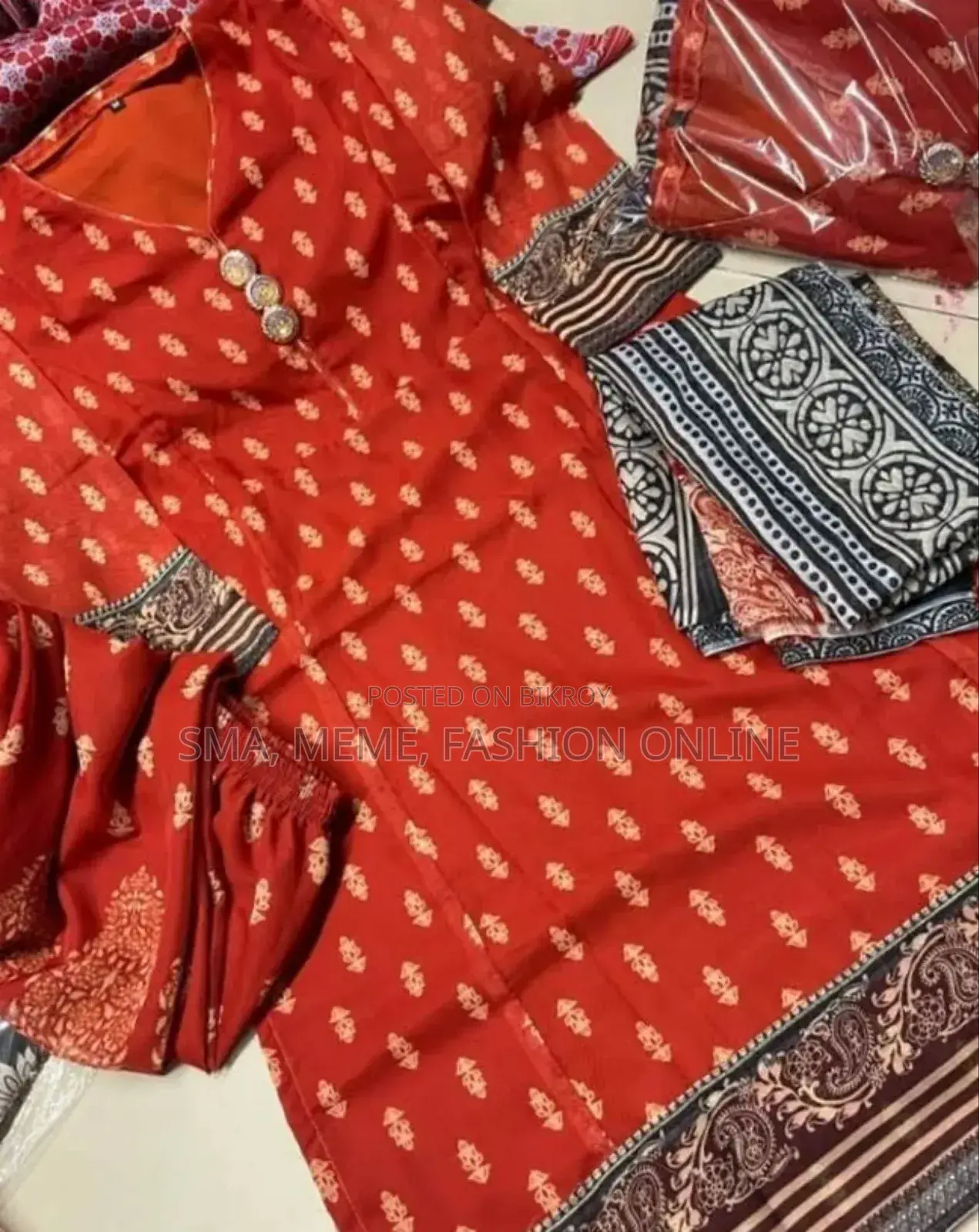 বিবরণ
ডিজিটাল প্রিন্টেড ৩ পিস
