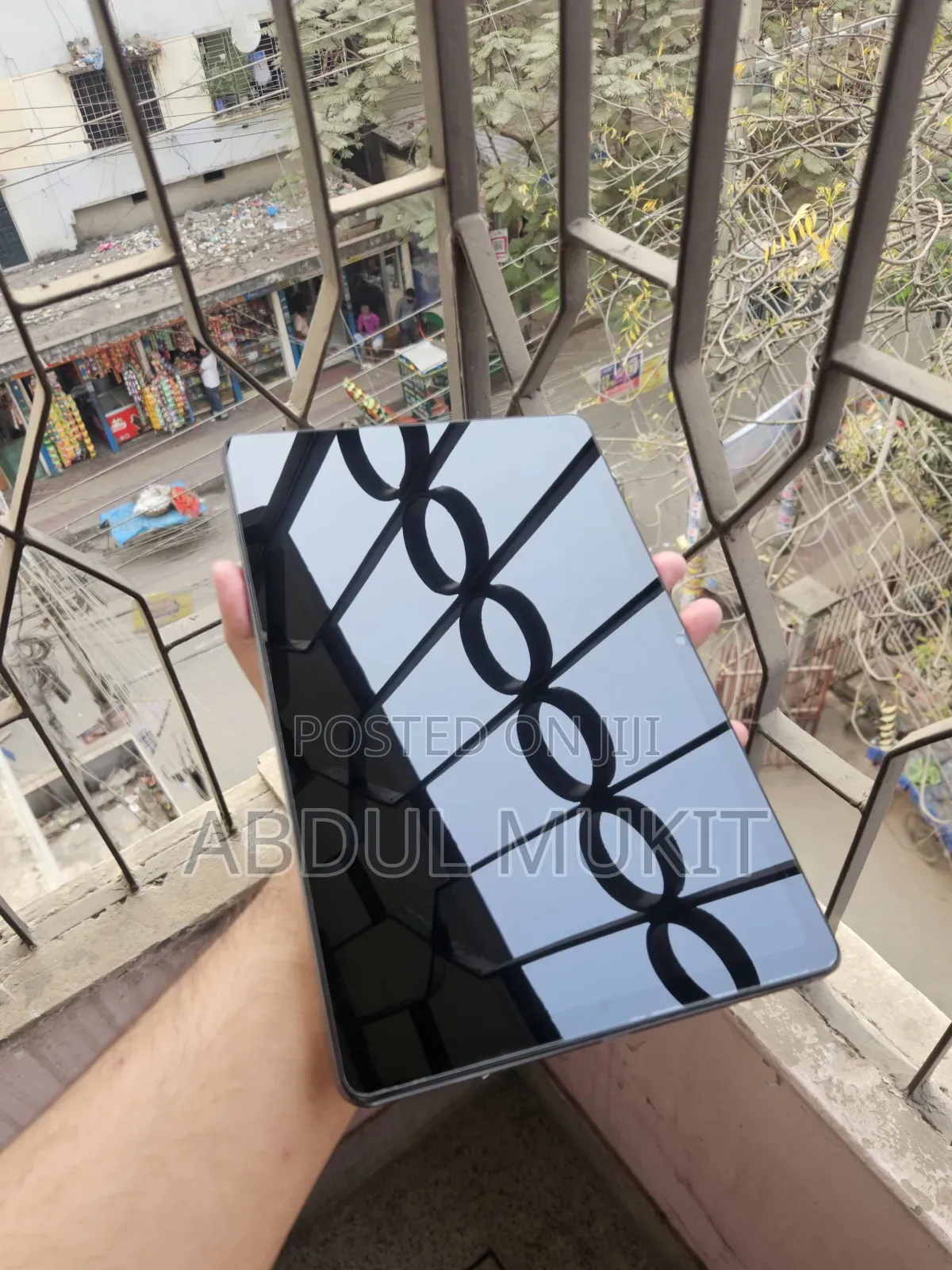 রিয়েলমি প্যাড ৬৪ জিবি ধূসর