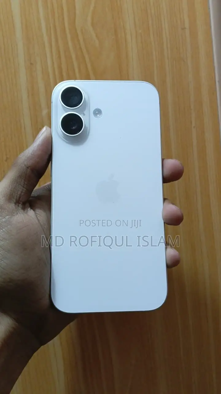 New Apple iPhone 16 128 GB White