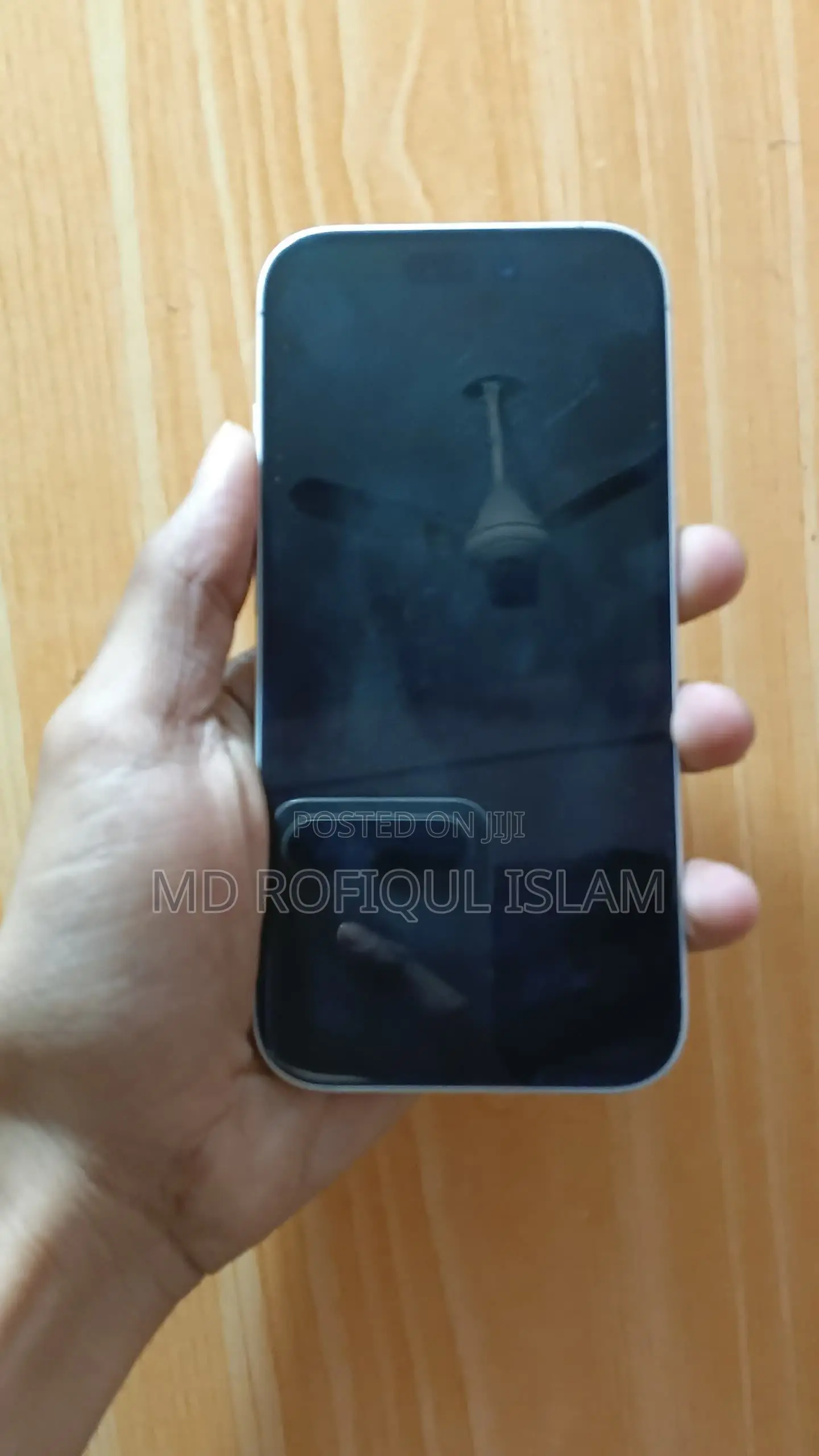 New Apple iPhone 16 128 GB White